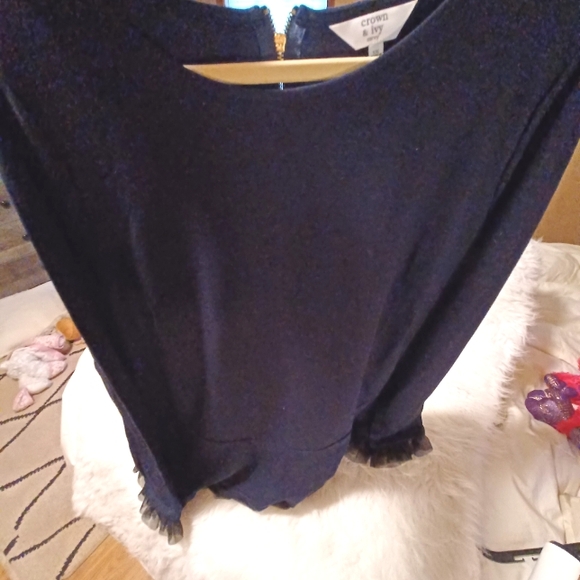 ❤️ Crown & Ivy Top 1X NWT ❤️ - Picture 3 of 9